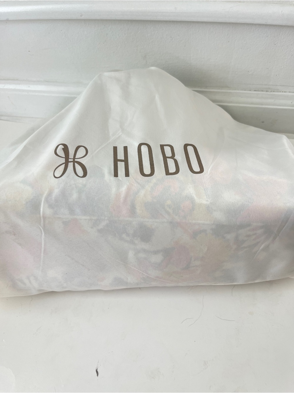 HOBO INTERNATIONAL Sheila Medium POPPY FLORAL Dust Bag - Picture 8 of 8